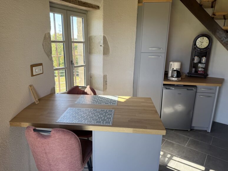 Très fonctionnelleEntièrement sur mesure pour pouvoir s'adapter aux formes de la tour.